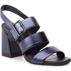 Sandały BRUNO PREMI - Lamina + Lamina BW1005X Oceano/Mare. Niebieskie klapki damskie Bruno Premi, bez wzorów, ze skóry, bez obcasa, na obcasie. W wyprzedaży za 349,00 zł.