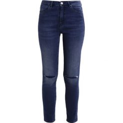 BOSS Orange SURPRISE Jeans Skinny Fit navy. Niebieskie jeansy damskie BOSS Orange, z bawełny. W wyprzedaży za 519,20 zł.
