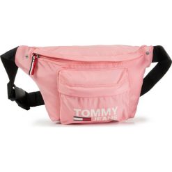 Saszetka nerka TOMMY JEANS - Tjw Coll City Bumbag AW0AW07631 TE6. Różowe nerki damskie Tommy Jeans, bez wzorów, z jeansu, bez dodatków. Za 229,00 zł.