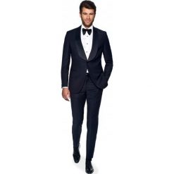 Garnitur marwin 313 granatowy slim fit. Niebieskie garnitury męskie Recman, bez wzorów. Za 1399,00 zł.