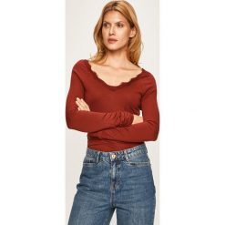 Vero Moda - Bluzka. Zielone bluzki damskie Vero Moda, s, bez wzorów, z wiskozy, bez kołnierzyka, z długim rękawem. W wyprzedaży za 49,90 zł.