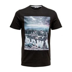 ONLY&SONS Męska koszulka Lamani Camp SS Fitted Tee Phantom (rozmiar M). Koszulki męskie Only&Sons, m, bez wzorów, z bawełny, klasyczne, z klasycznym kołnierzykiem, bez rękawów. W wyprzedaży za 43,00 zł.