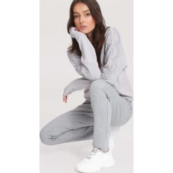 Jasnoszare Spodnie Dresowe Egoist. Szare spodnie damskie other, s, z dresówki. Za 29,99 zł.