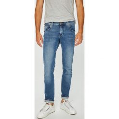 Tommy Hilfiger - Jeansy Denton Stretch. Niebieskie jeansy męskie marki TOMMY HILFIGER. W wyprzedaży za 429,90 zł.
