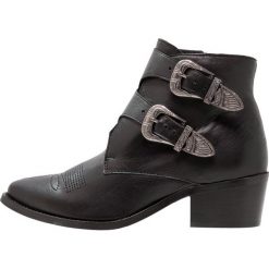 Botki damskie: Pavement CARINA GARDA Ankle boot black