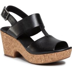 Sandały CLARKS - Maritsa Glad 261506694 Black Leather. Czarne klapki damskie Clarks, bez wzorów, ze skóry, bez obcasa, na obcasie. W wyprzedaży za 299,00 zł.
