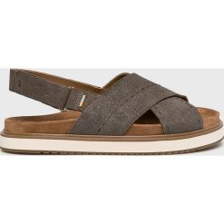 Toms - Sandały Marisa. Pomarańczowe klapki damskie Toms, bez wzorów, ze skóry, bez obcasa, na obcasie. W wyprzedaży za 239,90 zł.