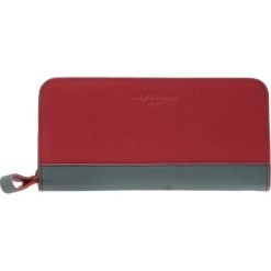 Portfele damskie: Liebeskind Berlin SALLY VINTAGE CORE Portfel coral pink