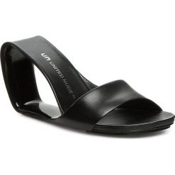 Klapki UNITED NUDE - Mobius Hi 629510116S14 Black. Czarne klapki damskie United Nude, bez wzorów, ze skóry, bez obcasa, na obcasie. Za 980,00 zł.