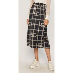 Scotch & Soda - Spódnica. Niebieskie spódniczki damskie Scotch & Soda, na co dzień, s, bez wzorów, z wiskozy, casualowe, z podwyższonym stanem, midi, proste. Za 469,90 zł.