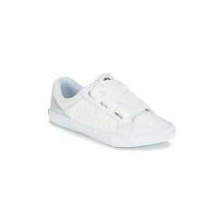 Buty Dziecko Unisa XICA. Białe trampki dziewczęce Unisa, bez wzorów, bez zapięcia. Za 175,20 zł.