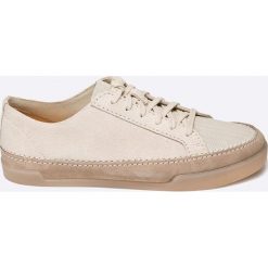 Clarks - Tenisówki Hidi. Brązowe tenisówki damskie marki Clarks, ze skóry, na sznurówki. W wyprzedaży za 239,90 zł.