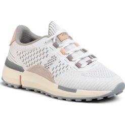 Sneakersy WRANGLER - Iconic 70 K WL01630A White 051. Białe półbuty damskie Wrangler, bez wzorów, ze skóry ekologicznej, bez obcasa, na płaskiej podeszwie, bez zapięcia. W wyprzedaży za 279,00 zł.