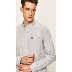 Lee - Koszula. Niebieskie koszule męskie Lee, s, bez wzorów, z bawełny, casualowe, button down, z długim rękawem. W wyprzedaży za 189,90 zł.