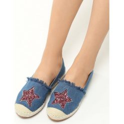 Granatowe Espadryle Merrill. Niebieskie espadryle damskie Multu, bez wzorów, bez obcasa. Za 29,99 zł.