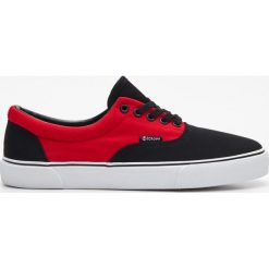 Trampki - Czerwony. Czerwone trampki męskie Cropp, bez wzorów, bez zapięcia. Za 89,99 zł.
