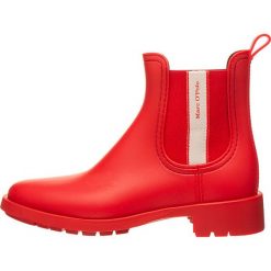 Kalosze w kolorze czerwonym. Kalosze damskie Marc O'Polo Shoes. W wyprzedaży za 199,95 zł.