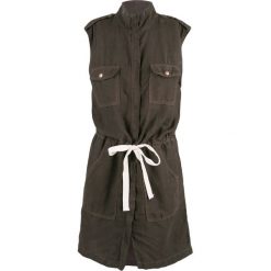 Sukienka ENZA COSTA SLEEVELESS UTILITY Zielony. Zielone sukienki damskie marki Enza Costa, na co dzień, na lato, bez wzorów, klasyczne, ze stójką, bez rękawów. W wyprzedaży za 495,00 zł.