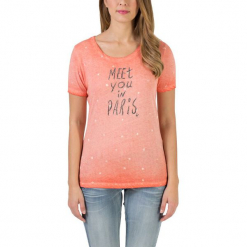 Koszulka "Paris" w kolorze czerwonym. Czerwone t-shirty damskie marki Timezone, xs, z bawełny, z okrągłym kołnierzem. W wyprzedaży za 58,95 zł.