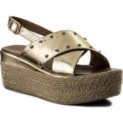 Espadryle INUOVO - 8863 Gold. Żółte espadryle damskie Inuovo, bez wzorów, ze skóry, bez obcasa. W wyprzedaży za 159,00 zł.