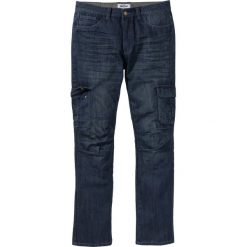 Dżinsy bojówki Regular Fit Straight bonprix ciemnoniebieski. Niebieskie jeansy męskie regular bonprix, z jeansu. Za 59,99 zł.