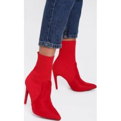Czerwone Botki Girl Like That. Czerwone botki damskie Renee, bez obcasa, na obcasie, bez zapięcia. Za 129,99 zł.