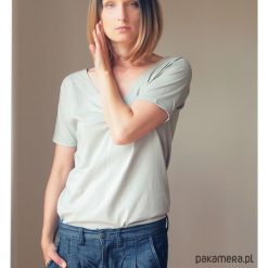 Jasnoszara gładka dwustronna bluzka S-XL. Szare bralety damskie marki Pakamera, s, z bawełny, z dekoltem w łódkę. Za 65,00 zł.