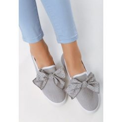 Szare Slip On Trip to Mars. Szare trampki i tenisówki damskie Born2be, z tkaniny. Za 39,99 zł.