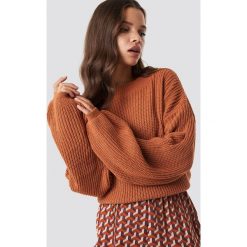 Glamorous Sweter z bufiastym rękawem - Orange. Pomarańczowe swetry damskie marki Glamorous, bez wzorów, z dzianiny, bez rękawów, długie, bez kaptura. Za 161,95 zł.