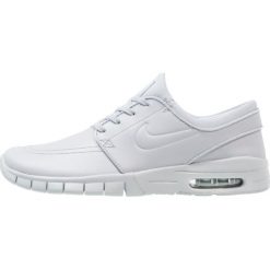 Nike SB STEFAN JANOSKI MAX Sneakersy niskie wolf grey/metallic pewter. Szare trampki i tenisówki damskie marki Nike SB, bez zapięcia. W wyprzedaży za 455,20 zł.