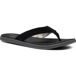 Japonki UGG - M Brookside Flip 1113091 Blk. Czarne klapki męskie Ugg, bez wzorów, ze skóry. Za 299,00 zł.