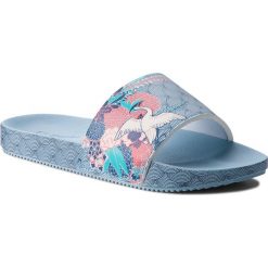 Klapki ZAXY - Snap Trendy Slide Fem 17529 Blue 90061 AA285105 02064. Niebieskie klapki damskie Zaxy, bez wzorów, z tworzywa sztucznego, bez obcasa. W wyprzedaży za 149,00 zł.