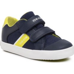 Sneakersy GEOX - B Gisli B. B B021NB 01054 C0749 S Navy/Lme. Niebieskie trampki chłopięce Geox, bez wzorów, ze skóry ekologicznej, na rzepy. W wyprzedaży za 159,00 zł.