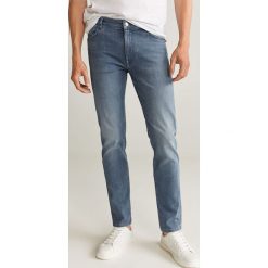 Mango Man - Jeansy Patrick. Zielone jeansy męskie Mango Man, bez wzorów. Za 199,99 zł.