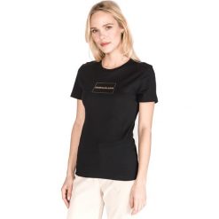 Calvin Klein Koszulka Czarny. Czarne koszulki damskie Calvin Klein, xs, z nadrukiem, z bawełny, bez kołnierzyka, z krótkim rękawem. Za 204,95 zł.