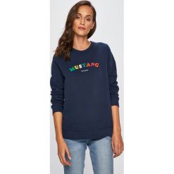 Mustang - Bluza. Czerwone bluzy damskie Mustang, s, z nadrukiem, z bawełny, bez rękawów, bez kaptura. W wyprzedaży za 119,90 zł.