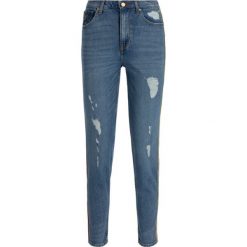 Jeansy Boyfriend TOMMY HILFIGER WW0WW25131. Niebieskie jeansy damskie TOMMY HILFIGER. W wyprzedaży za 319,00 zł.