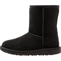 UGG CLASSIC II Botki black. Czarne buty zimowe damskie Ugg, z wełny. Za 589,00 zł.