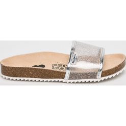 Pepe Jeans - Klapki dziecięce Bio Glitter Tpu. Szare sandały dziewczęce Pepe Jeans, z jeansu, bez zapięcia. W wyprzedaży za 129,90 zł.
