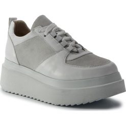 Sneakersy EVA MINGE - EM-11-05-000040 102. Białe półbuty damskie Eva Minge, bez wzorów, ze skóry, bez obcasa, na obcasie, bez zapięcia. Za 399,00 zł.