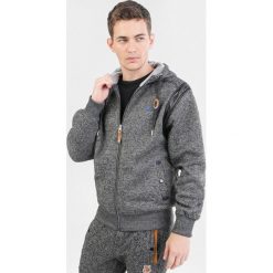 Czarna Bluza Grynlia. Czarne bluzy męskie Born2be, xl, bez wzorów, bez kołnierzyka, bez rękawów, bez kaptura. Za 69,99 zł.