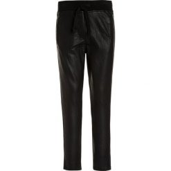 Spodnie chłopięce: Retour Jeans NORA Spodnie treningowe black