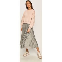 Answear - Bluza. Różowe bluzy damskie ANSWEAR, s, bez wzorów, z bawełny, bez rękawów, bez kaptura. W wyprzedaży za 99,90 zł.