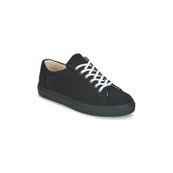 Buty Dream in Green JAKAMIE. Czarne trampki męskie marki Dream in Green, bez wzorów, bez zapięcia. Za 349,00 zł.