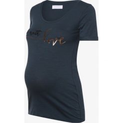 Mamalicious - T-shirt damski – Mlcamilla, niebieski. Niebieskie t-shirty damskie MAMALICIOUS, xl, z napisami, z materiału, bez kołnierzyka. Za 89,95 zł.