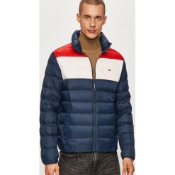 Tommy Jeans - Kurtka puchowa. Niebieskie płaszcze męskie Tommy Jeans, s, bez wzorów, z jeansu, krótkie, bez kaptura. Za 899,90 zł.
