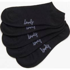 5 pack skarpetek - Czarny. Czarne skarpetki damskie marki House, bez wzorów. Za 25,99 zł.