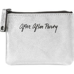 Portfele damskie: Rebecca Minkoff BETTY POUCH AFTER THE PARTY Portfel silver