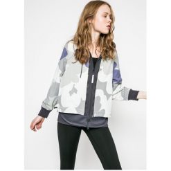 Adidas by Stella McCartney - Kurtka. Szare kurtki damskie marki adidas by Stella McCartney, s, z poliesteru, z kapturem. W wyprzedaży za 359,90 zł.