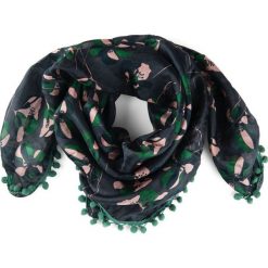 Apaszka Naf Naf. Szaliki damskie . Za 139,00 zł.